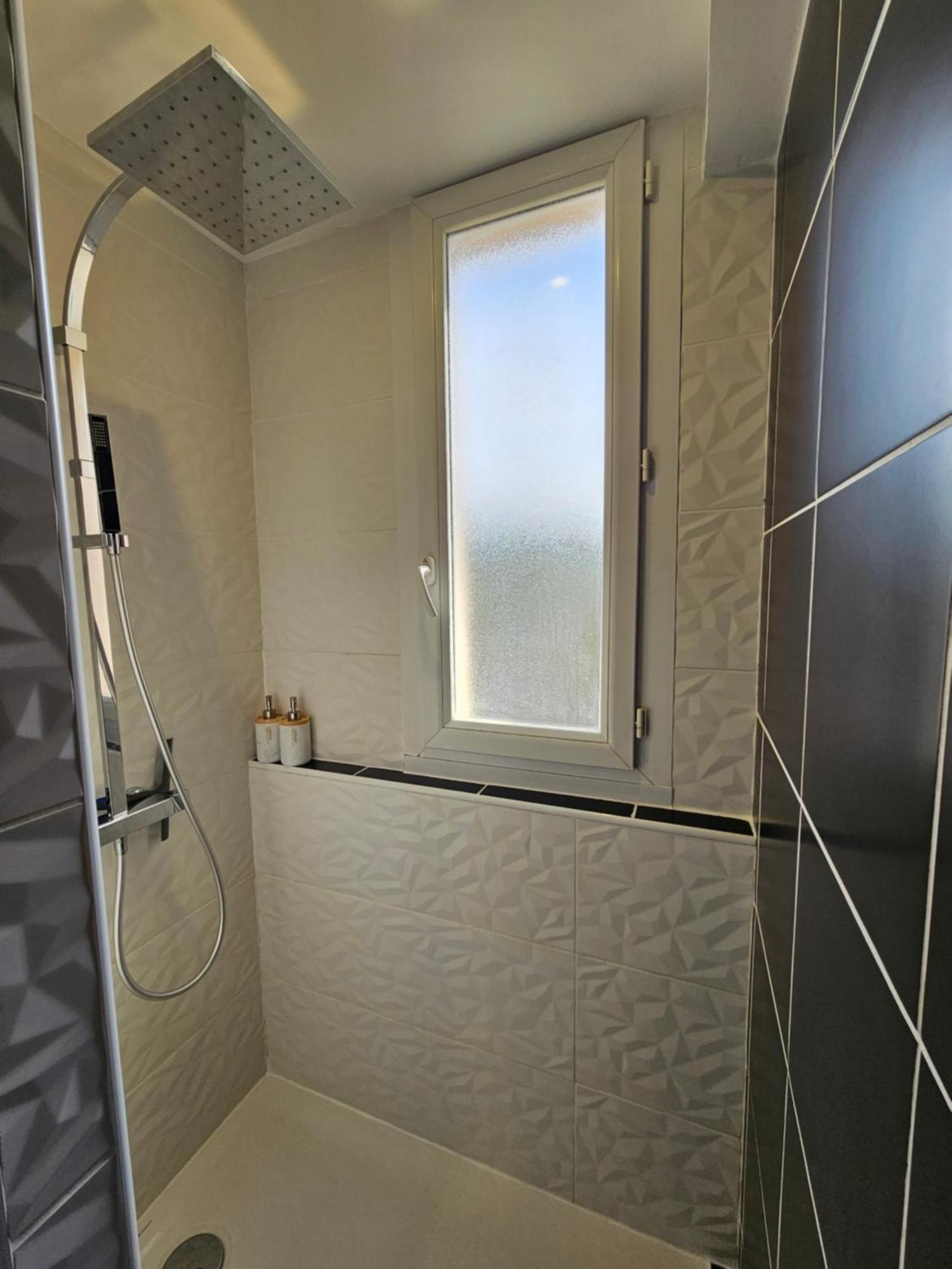 Charmant & Spacieux 3 Chambres - Mm Apartment - Lyon Grand Parilly Vénissieux Екстериор снимка
